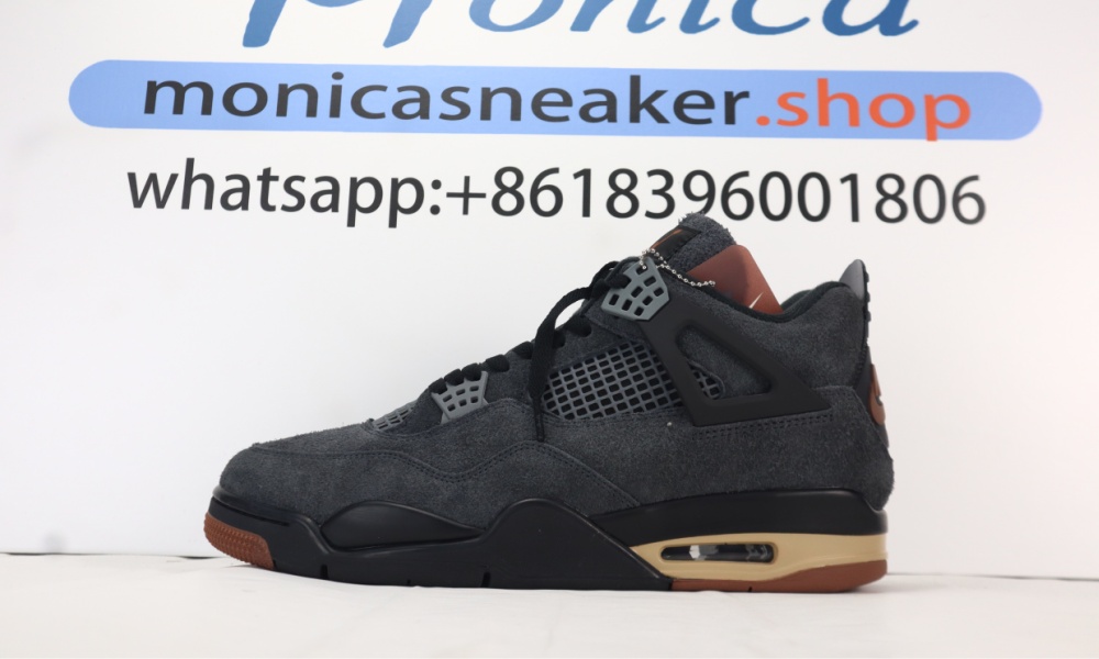 Air Jordan 4 Retro