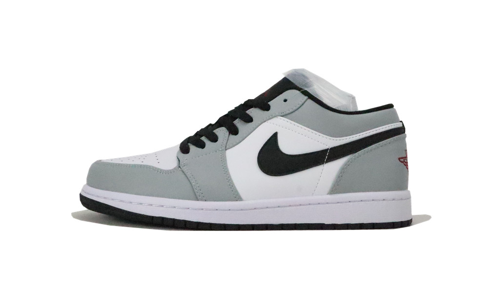 Jordan Mens Air Jordan 1 Low 553558 030 Light Smoke Grey