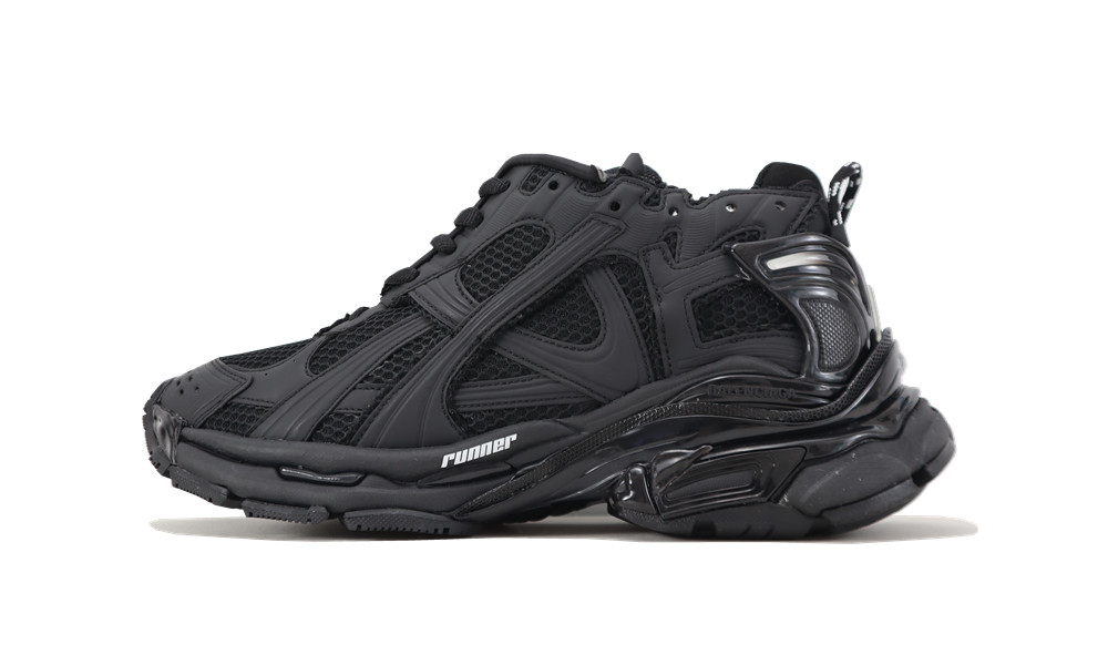 BALENCIAGA ‘RUNNER Black