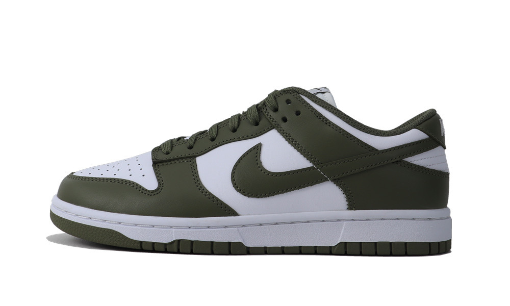 M batch Dunk Low Medium Olive