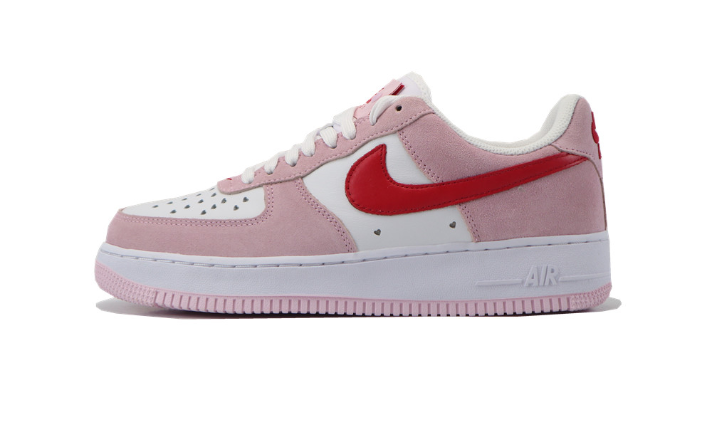 Nike Air Force 1 07 Qs Love Letter