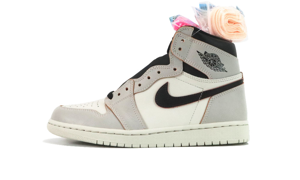 AIR JORDAN 1 “LIGHT BONE”